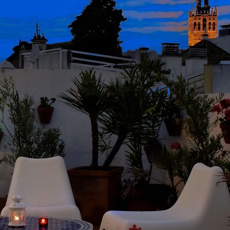 Un Patio En Santa Cruz Hotel Seville Exterior photo